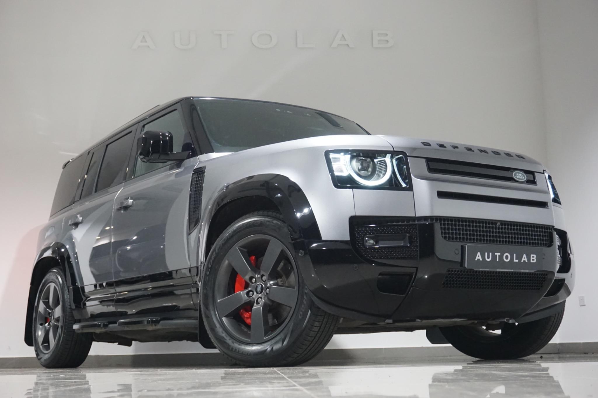 Land Rover Defender 110 3.0 D300 MHEV SE Hard Top SUV Auto 4WD MWB Euro 6 (s/s) 5dr